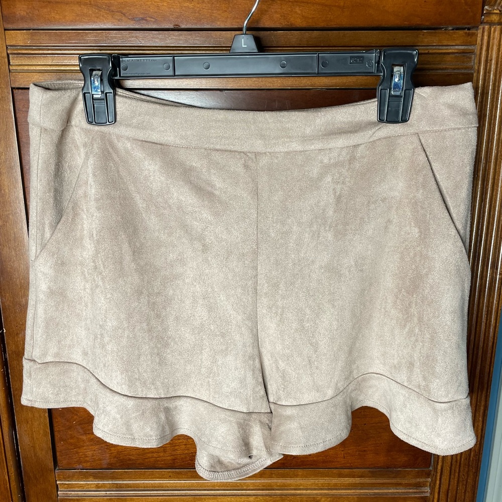 Velvet shorts